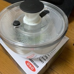 OXO サラダスピナー小