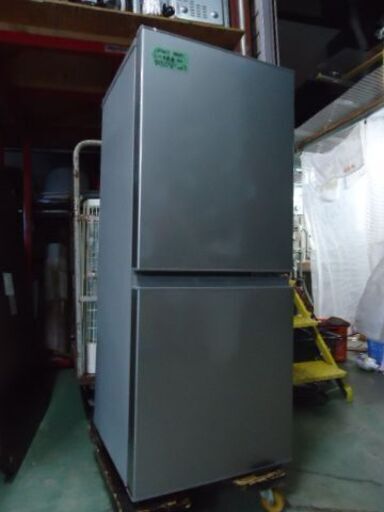 M009　AQUA　2ドア冷蔵庫　126L