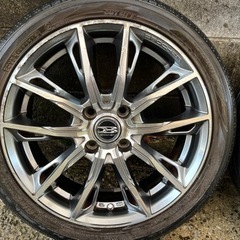 195 45 16 16インチ　ルーミー　PCD100 オフセット43