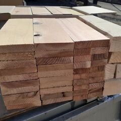 薪、建築用木材（長さ約30cm）
