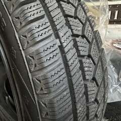 ⭐️スタッドレスタイヤ４本セット⭐️新品同様🉐155/65R14🉐