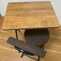 テーブル　椅子　