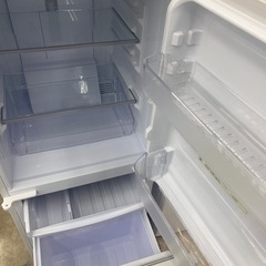 ⭐️SHARP⭐️シャープ⭐️ 2018年式 137L冷蔵庫 SJ-D14D-W 672