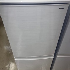 ⭐️SHARP⭐️シャープ⭐️ 2018年式 137L冷蔵庫 SJ-D14D-W 672