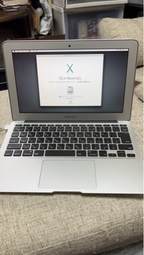 APPLE MacBook Air MACBOOK AIR MD712J/B  展示品　本日まで