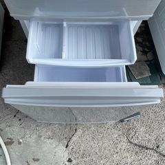 【リサイクルサービス八光】2018年製　シャープ　SJ-D17E-S 冷蔵庫 2ドアどっちも付け替えタイプ /167L] 