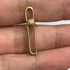 K18 18金　ダイヤクロスペンダント　2g 0.3ct