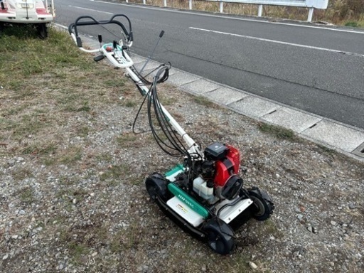 オーレック スパイダーモア SP852AF 多用途草刈機畦傾斜斜面法面4WD 