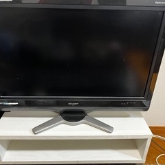 2008年製　SHARP AQUOS 32型テレビ