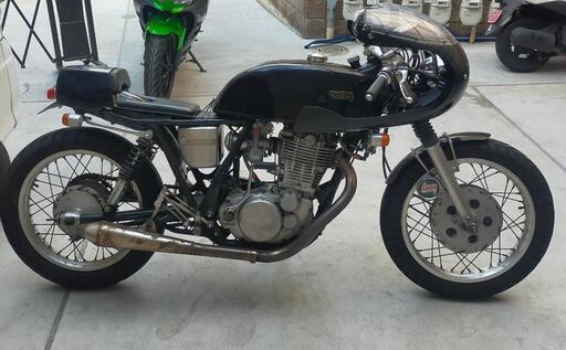 YAMAHA SR500 フルカスタム