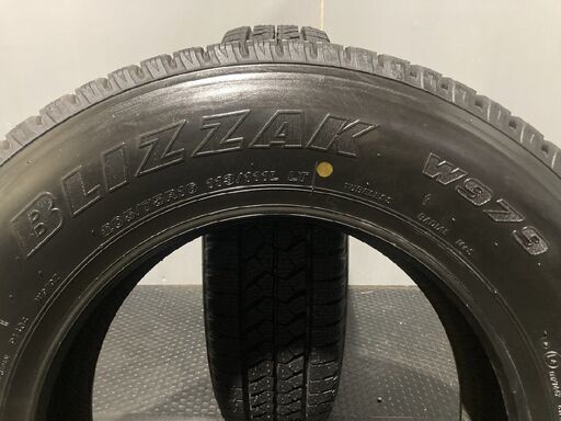 BS BLIZZAK W979 205/75R16 113/111L LT 16インチ ライトトラック用 