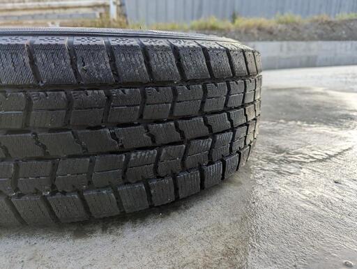 超バリ山 波残り GOODYEAR ICE NAVE6 グッドイヤー アイスナビ シックス 225/50R17 94Q スタッドレスタ