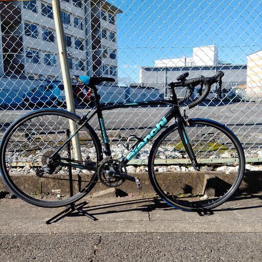 レストアベースに！  Bianchi Via nirone 7 SORA ジャンク 防犯登録込