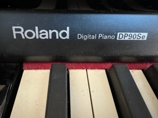 電子ピアノ　Rolandローランド　DP90Se