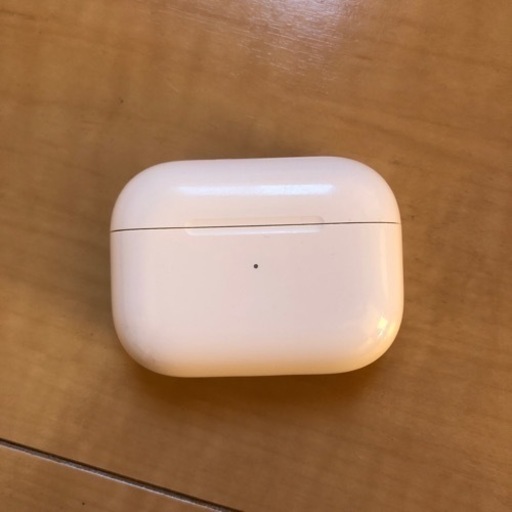 取引中　AirPods Pro 第一世代　イヤホン　Bluetooth