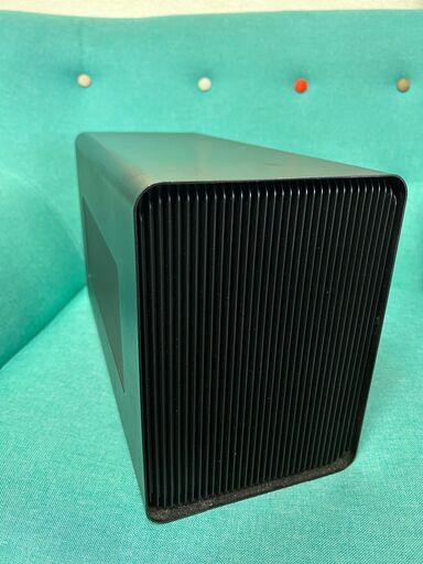 Razer Core X 外付けGPU(eGPU)BOX  型番RC21-01310100