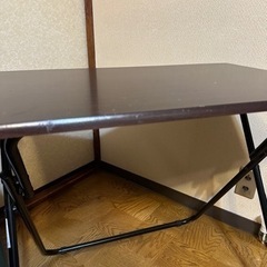 ニトリ折りたたみ式テーブル