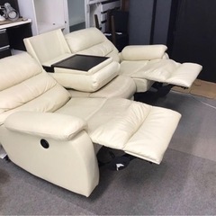 ニトリ　電動リクライニングソファ　3人掛け　3P 程度良好　ホワイト