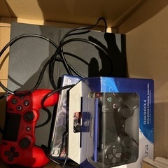 PS4コントローラー×2とオマケソフト！