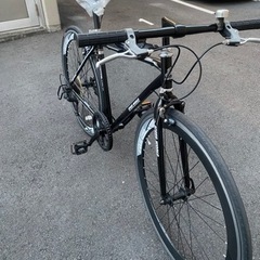 ディープリムのクロスバイクの中古自転車です！あちこち新品に交換してるので、買って、また修理ということは少ないと思います！ ディープリムのクロスバイクの中古自転車です！あちこち新品に交換し