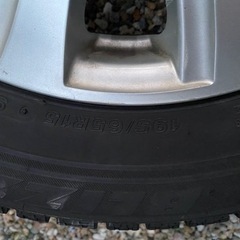 スタッドレスタイヤ195/65R15 ブリヂストンBRIZZAK VRX