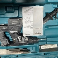 makita ハンマードリル18v 値下げ バッテリー1つ差し上げます