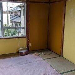 木造瓦葺2階建　１F  北　アパート　１Ｒ − 愛知県