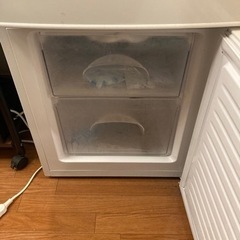 106リットル 2ドア冷蔵庫 グラシア WH