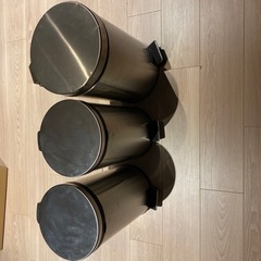 【無料】IKEAステンレス製ゴミ箱