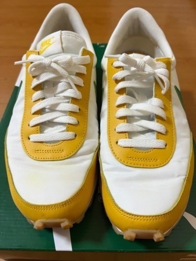 プーマ　ナイキ