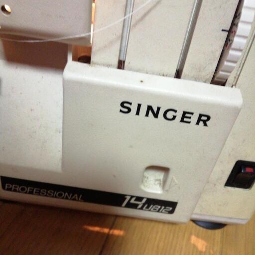 SINGER シンガー ロックミシン  14U812
