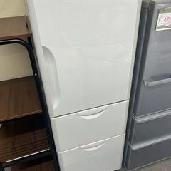 万代店 255L 3ドア冷蔵庫 日立 R-26VS