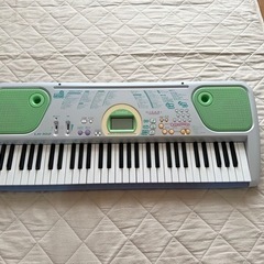 カシオ　光りナビゲーション　キーボード