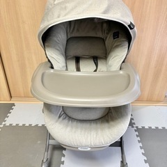 取引中】コンビ ネムリラ 電動