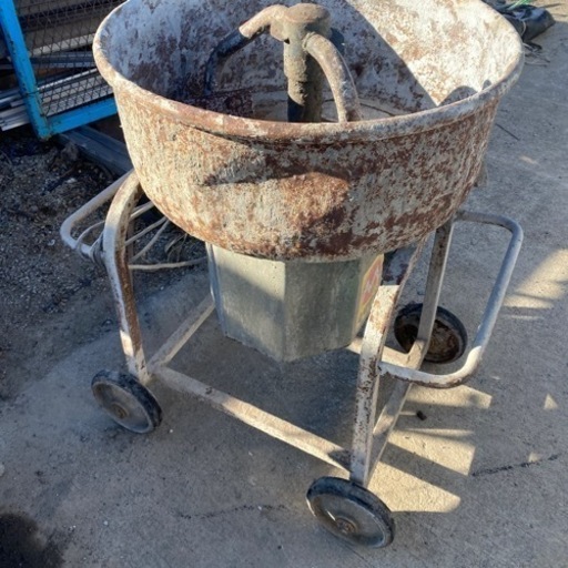 100vコンクリートミキサー中古動作品レンタルOK
