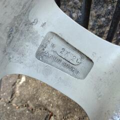 スタッドレスアルミ　４本　１５インチpcd1１４，３　 5穴　