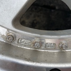 値下げしました冬用タイヤランクルリフトアップで使用、大迫力の315/75