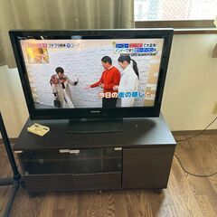 【ネット決済】テレビとテレビ台（TOSHIBA REGZA 10年）