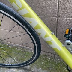 リサイクルショップどりーむ荒田店 No1075 自転車　クロスバイク　GIANT　ESCAPE　R3　ギア前後切り替え　３×８段変速　大人気シリーズ♪　王道のアルミクロスバイク♪