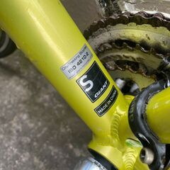 リサイクルショップどりーむ荒田店 No1075 自転車　クロスバイク　GIANT　ESCAPE　R3　ギア前後切り替え　３×８段変速　大人気シリーズ♪　王道のアルミクロスバイク♪