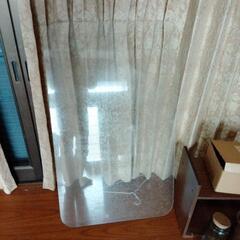 福井県三国町より　☆大型ガラス板　テーブルの天板　70c125cm