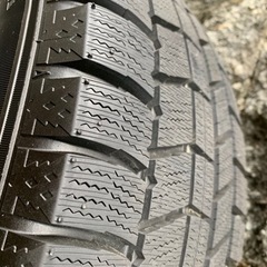 スタッドレスタイヤ ホイール付 ノーストレックN5 3ヶ月使用 シエンタ