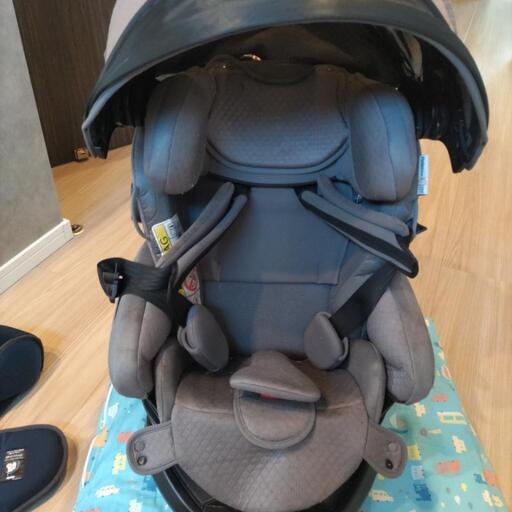 チャイルドシート　フラディアグロウ　ISOFIX360℃ｾｰﾌﾃｨｰ