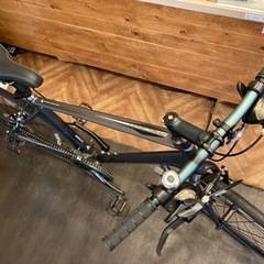 【新春SALE！後輪タイヤ新品！】アルミフレーム　3×8速　700×28cクロスバイク　ガンメタ