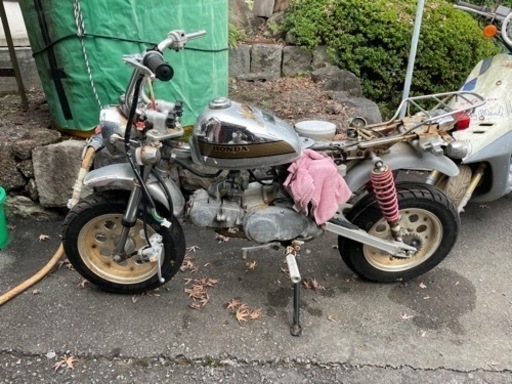 売れました。静岡県富士市からモンキー不動車！