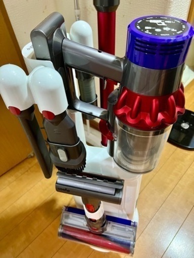 ダイソン掃除機Dyson V10 フルセット　フロアドック SV12