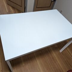 IKEA ダイニングテーブル　伸縮テーブル
