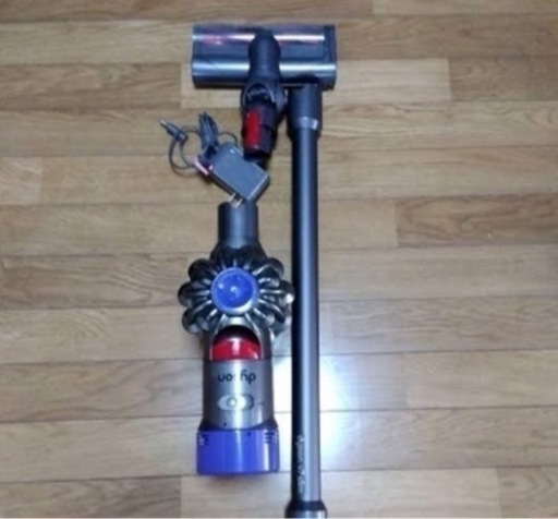 ダイソン　Dyson v7 slim