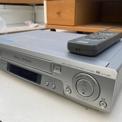 ビデオデッキ　SONY SLV-R500