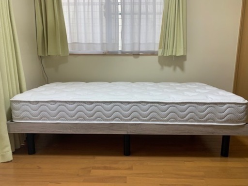 使用2ヶ月新品シングルベッド　値下げしました！